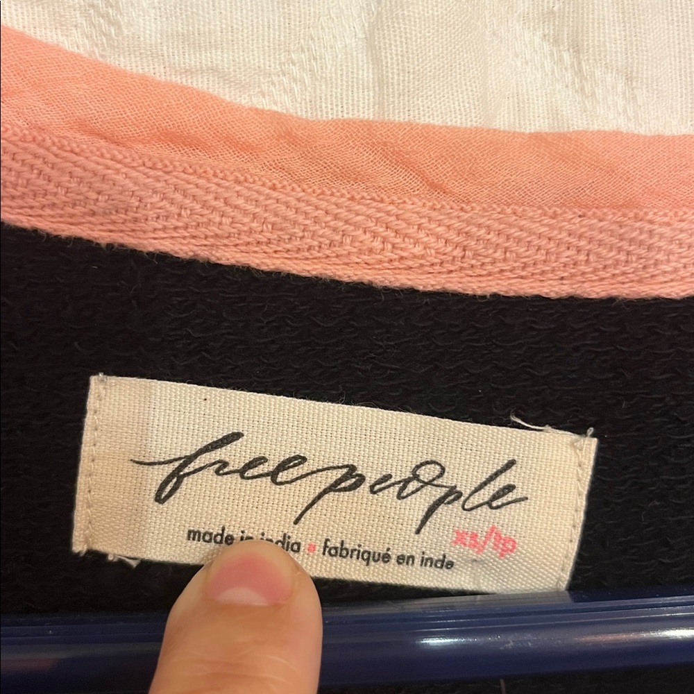 NWT Free People Walcott Sweatshirt - Picture 5 of 9